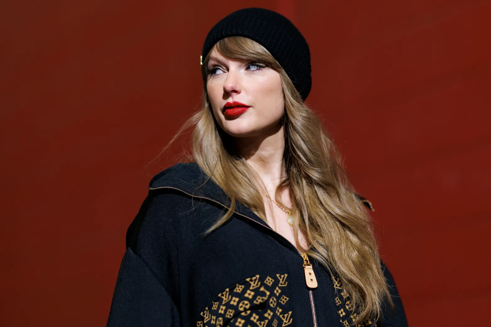 Taylor Swift may headline Super Bowl LX halftime show in 2026, with Travis Kelce connections fueling fan theories and excitement.