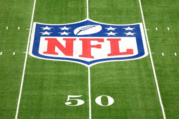 Stay updated with 2025 NFL latest news, trending highlights, playoff picture, injuries, scores, and must-read updates from around league.