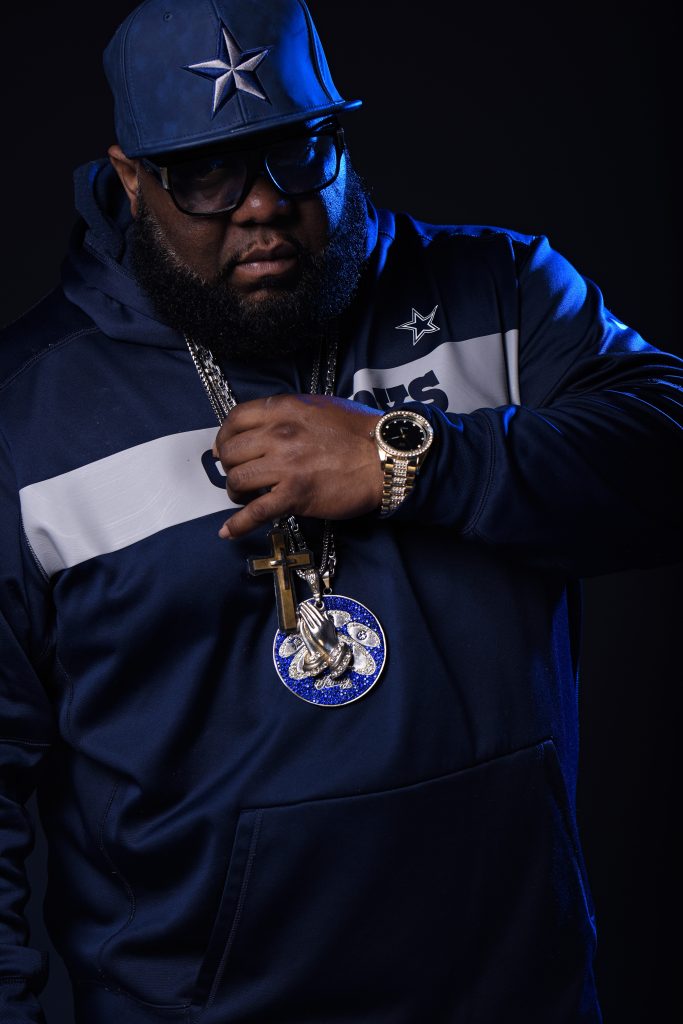 Dangerous Rob and Rippalanski inspire listeners worldwide with motivational anthem The Champ celebrating perseverance and success.